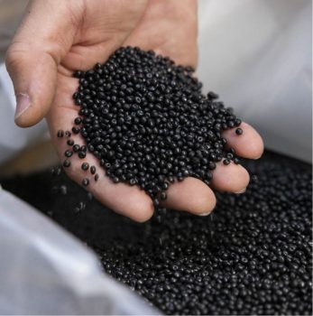 atervunnet-material-pcr-hips Återvunnet plastmaterial för PVC-profiler — miljövänlig extrudering av plastprofiler för bygg och tekniska lösningar